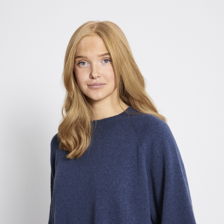 Strikket trøje "Knitted Tee"